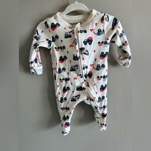 Old navy newborn heart trucks footed pajama